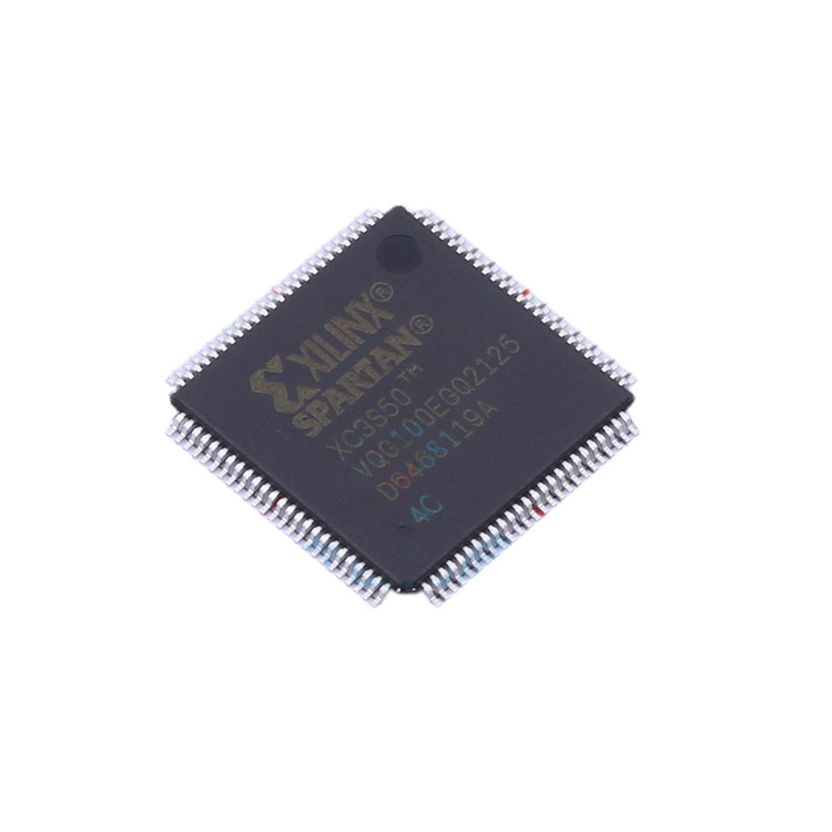 (Tersedia) XC3S50-4VQG100C 100-VQFP (14x14) IC sirkuit terpadu FPGA 63 I/O 100VQFP