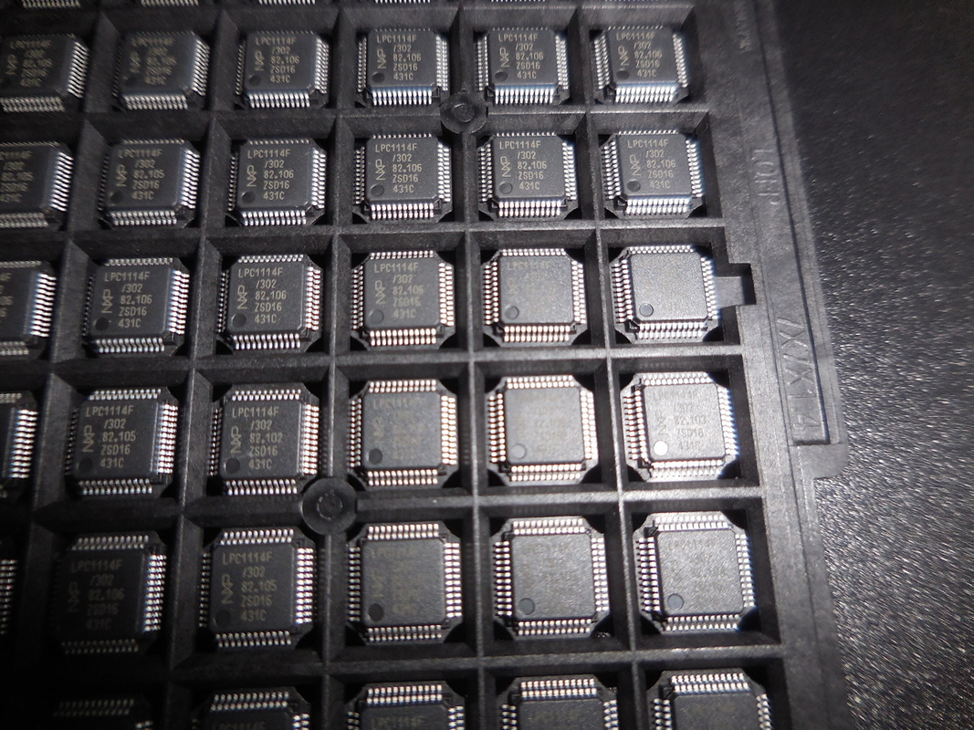 LPC1114FBD48 QFP48 Integrated Circuit Chip IC Mikrokontroler Merek Baru Asli Tidak Terpakai