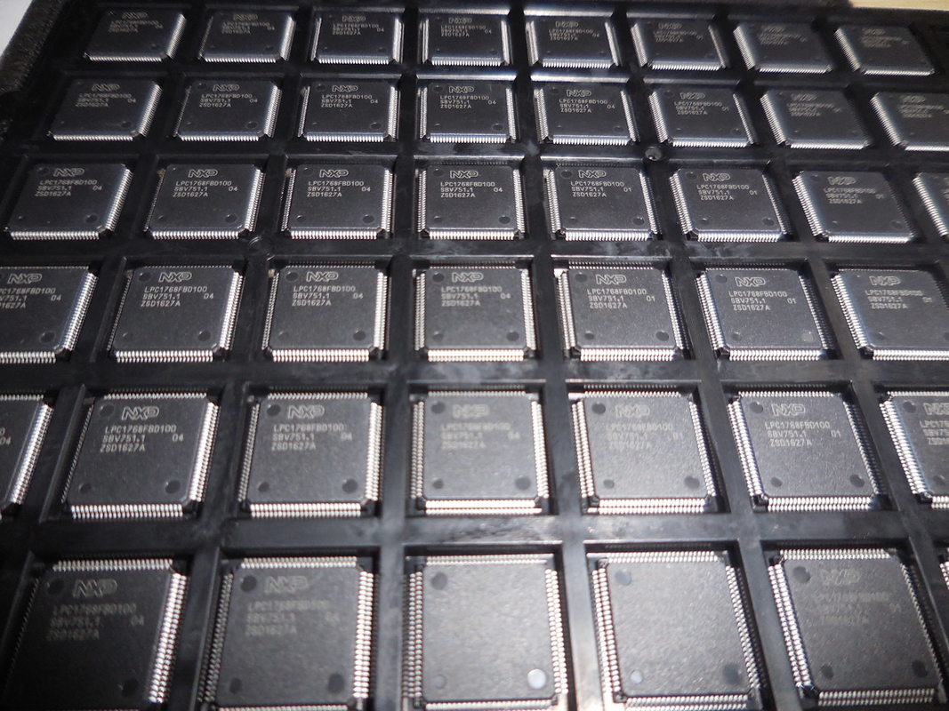 LPC1768FBD100 QFP100 Integrated Circuit Chip IC Mikrokontroler Baru Asli Tidak Terpakai