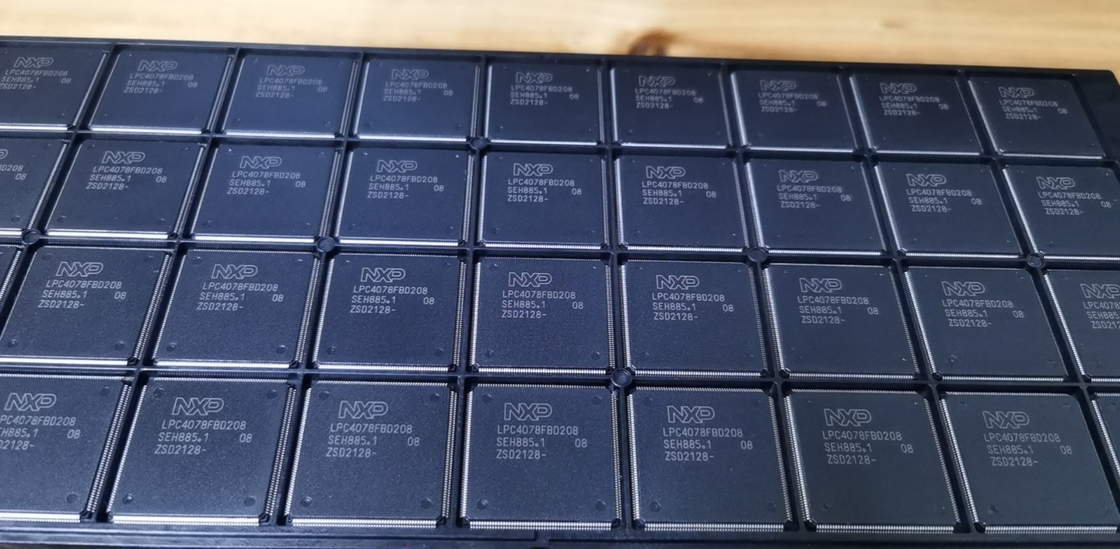 LPC4078FBD208 QFP208 Integrated Circuit Chip IC Mikrokontroler Merek Baru Asli Tidak Terpakai
